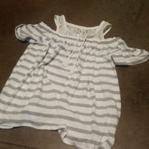 Justice cold shoulder